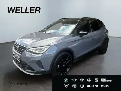 Używany Seat Arona Black Edition 116 KM (85 kW) 2025 Szary SUV
