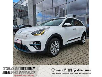 Weiss Gebraucht 2020 Kia e-Niro Spirit SUV | 19.690 € (Fairer Preis)