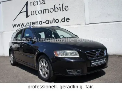 Gebraucht Volvo V50 Momentum 136 PS (100 kW) 2009 Schwarz Kombi