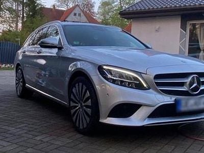Usata Mercedes C220 194 CV (142 kW) 2019 Argento Station wagon