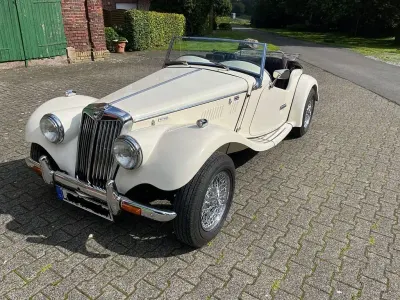 Gebraucht MG TF 77 PS (56 kW) 1988 Weiß Cabrio