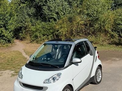 Gebraucht Smart ForTwo Cabrio 71 PS (52 kW) 2011 Weiß Cabrio