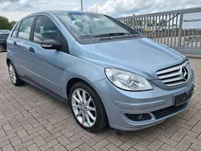 Gebraucht Mercedes B170 116 PS (85 kW) 2006 Amethyst metallic Van / Kleinbus