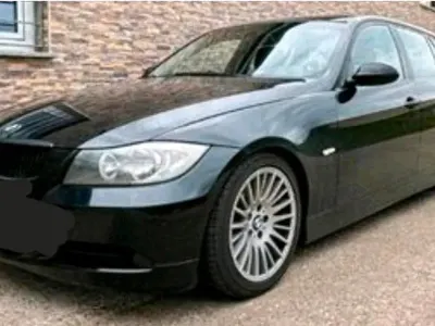 Gebraucht BMW 318 143 PS (105 kW) 2007 Schwarz Kombi