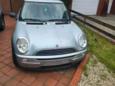 Gebraucht Mini ONE 90 PS (66 kW) 2003 Silber Kleinwagen