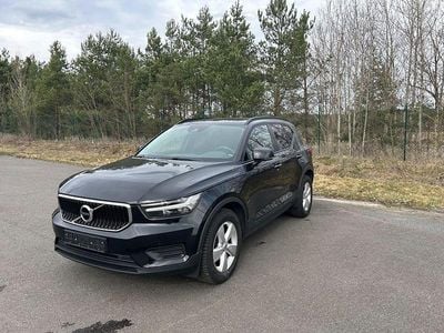 Gebraucht Volvo XC40 Momentum 163 PS (119 kW) 2022 Schwarz SUV