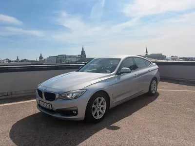 Gebraucht BMW 320 Gran Turismo 189 PS (139 kW) 2013 Silber Limousine