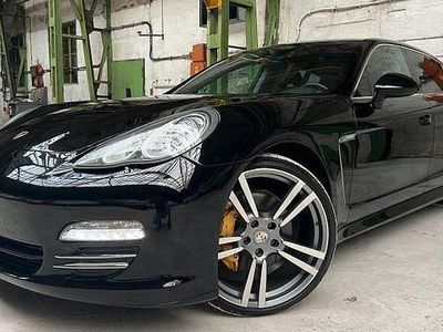 Porsche Panamera S