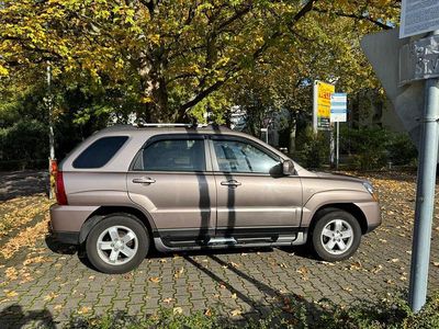 Second-hand Kia Sportage 104 CP (76 kW) 2009 Andere farben SUV