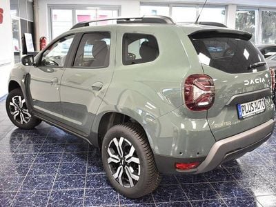 Gebraucht Dacia Duster Journey 150 PS (110 kW) 2024 Lichen kaki SUV