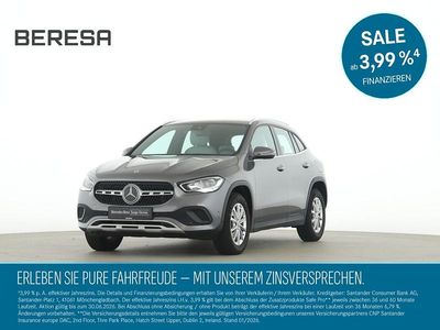 Grau Gebraucht 2022 Mercedes GLA180 Style SUV | 28.980 € (Guter Preis)