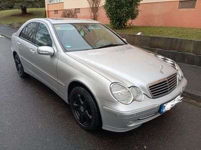 Mercedes C200