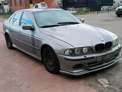 Gebraucht BMW 528 Sport Line 193 PS (141 kW) 1998 Violet Limousine