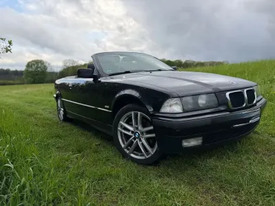 Gebraucht BMW 320 Cabriolet 150 PS (110 kW) 1999 Schwarz Cabrio
