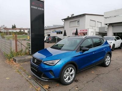 Neu Seat Arona FR 116 PS (85 kW) 2025 Blau SUV