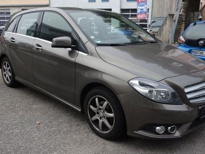 Mercedes B180