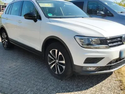 Gebraucht VW Tiguan IQ Drive 2019 Weiß SUV