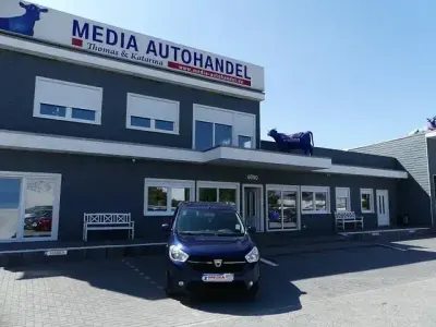 Gebraucht Dacia Lodgy Ambiance 102 PS (75 kW) 2018 Blau Van / Kleinbus