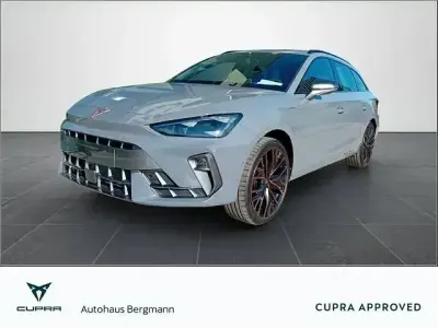 Używany Cupra Leon VZ 272 KM (200 kW) 2025 Szary Sedan/Limuzyna