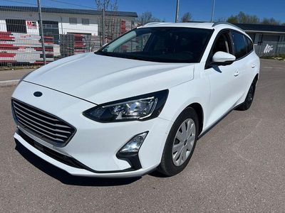 Gebraucht Ford Focus Cool & Connect 120 PS (88 kW) 2020 Weiß Limousine