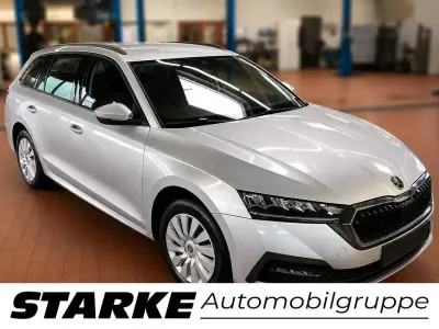 Gebraucht Skoda Octavia Ambition 150 PS (110 kW) 2022 Grau (brilliantsilber metallic) Kombi