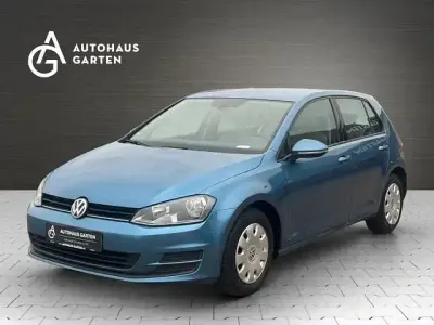 Gebraucht VW Golf VII Comfortline 128 PS (94 kW) 2013 Blau Limousine