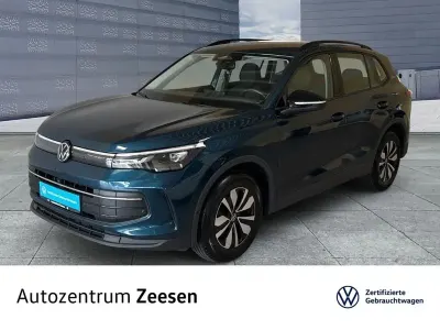 Gebraucht VW Tiguan Goal 150 PS (110 kW) 2024 Nightshade blue (metallic) SUV