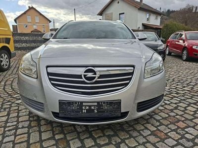 Usata Opel Insignia Edition 140 CV (102 kW) 2011 Argento Station wagon