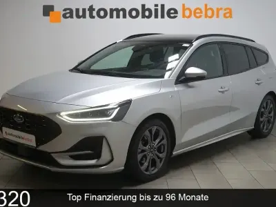 Gebraucht Ford Focus ST-Line X 155 PS (114 kW) 2024 Moondust silber Kombi