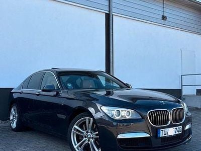 Gebraucht BMW 740 M Sport 313 PS (230 kW) 2014 Grau Limousine