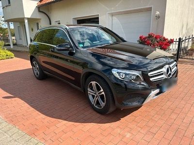 gebraucht Mercedes GLC220 d 4MATIC AMG / AHK / Leder / Panorama