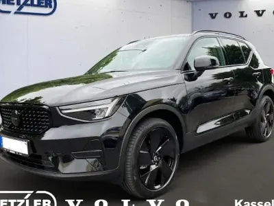 Gebraucht Volvo XC40 Plus 163 PS (119 kW) 2025 Schwarz SUV