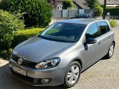 Gebraucht VW Golf VII Match 105 PS (77 kW) 2012 Limousine