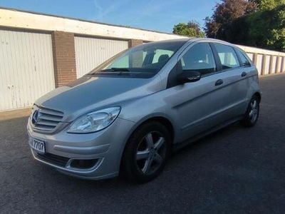 Mercedes B180