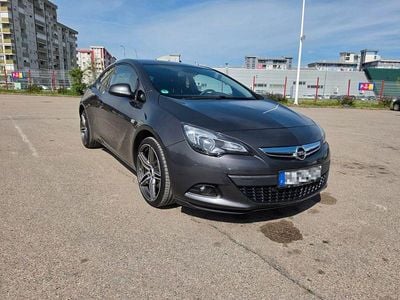 Usata Opel Astra GTC 120 CV (88 kW) 2012 Grigio Berlina