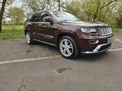 Usata Jeep Grand Cherokee Summit 250 CV (183 kW) 2015 Marrone SUV