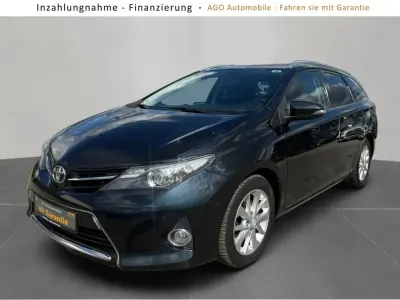 Gebraucht Toyota Auris Touring Sports Life+ 124 PS (91 kW) 2013 Grau Kombi