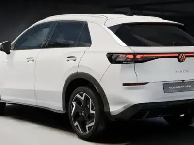 Neu VW T-Roc R-line 150 PS (110 kW) 2026 Pure white pure white SUV