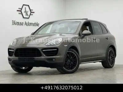 Usata Porsche Cayenne Turbo 500 CV (367 kW) 2011 Marrone SUV