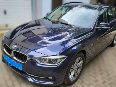 Gebraucht BMW 320 Sport Line 190 PS (139 kW) 2015 Blau Kombi