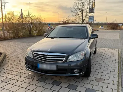 Second-hand Mercedes C220 170 CP (125 kW) 2007 Gri Berlinǎ