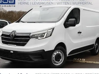 Second-hand Renault Trafic Komfort 131 CP (96 kW) 2025 Alb Monovolum