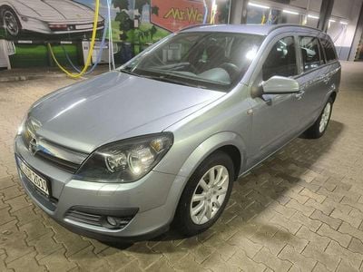 Gebraucht Opel Astra Edition 90 PS (66 kW) 2005 Silber Kombi