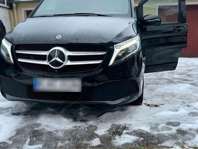 Usata Mercedes V300 239 CV (175 kW) 2020 Nero Monovolume