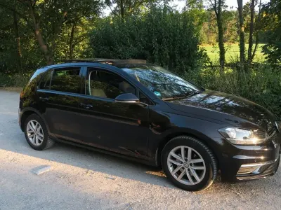Gebraucht VW Golf VII Comfortline 150 PS (110 kW) 2017 Schwarz Limousine