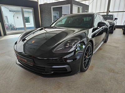 Porsche Panamera 4