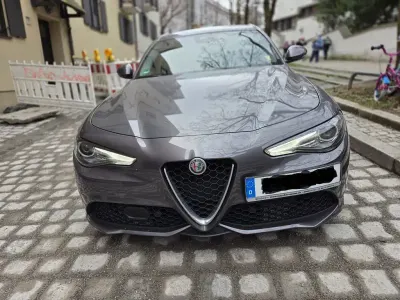 Gebraucht Alfa Romeo Giulia Veloce 280 PS (205 kW) 2018 Schwarz Limousine
