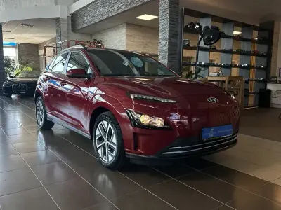 Gebraucht Hyundai Kona Edition 30+ 100 kW (136 PS) 2022 Rot SUV