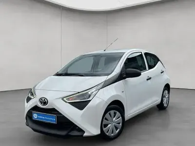 Gebraucht Toyota Aygo Business Edition 72 PS (52 kW) 2020 Weiß Kleinwagen