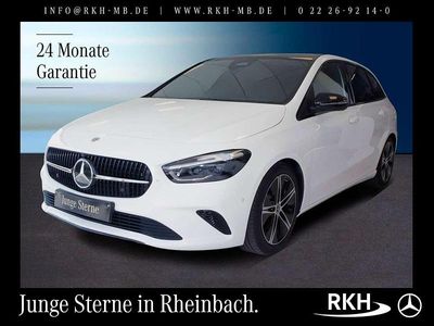 Używany Mercedes B200 Progressive 163 KM (119 kW) 2025 Biały Minivan